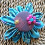 Tsumami Kanzashi Flower Br..